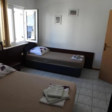 アパート Mont Blanc Nečujam